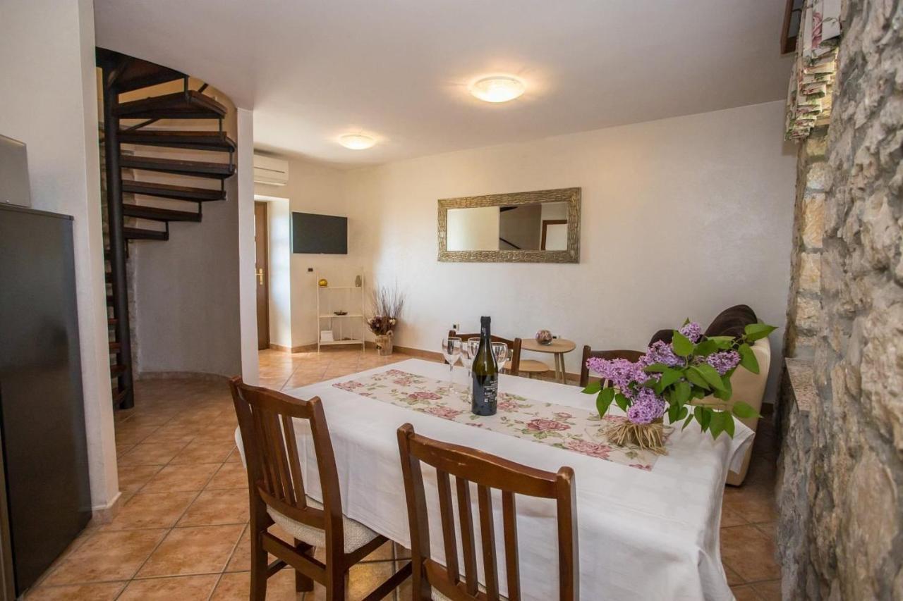 Apartment Nini بوريتش المظهر الخارجي الصورة