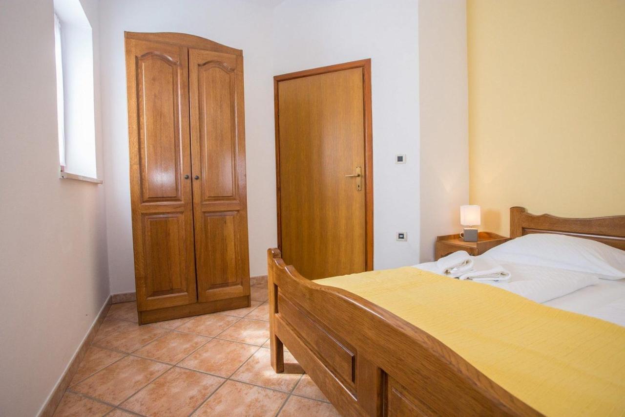 Apartment Nini بوريتش المظهر الخارجي الصورة